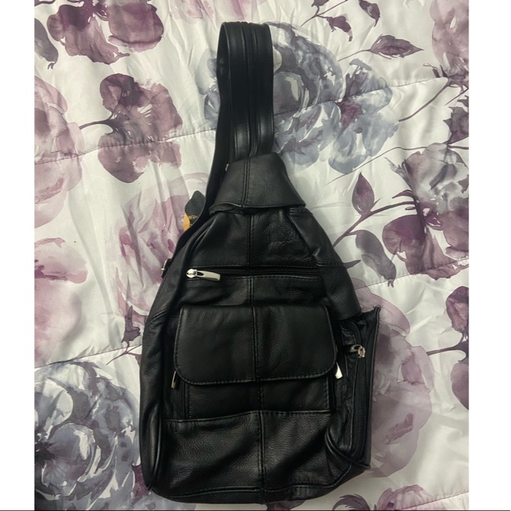 Leather handbag / bookbag